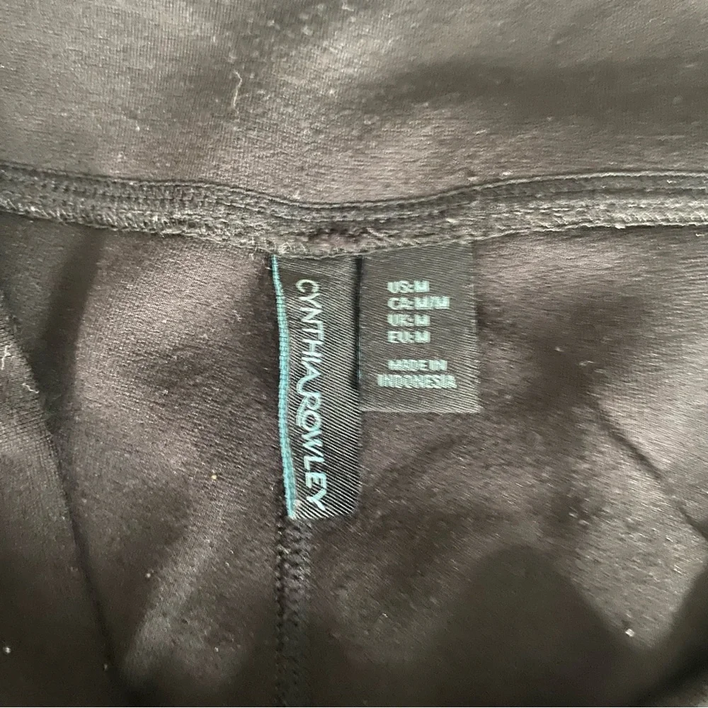 Cynthia Rowley black leggings size Medium